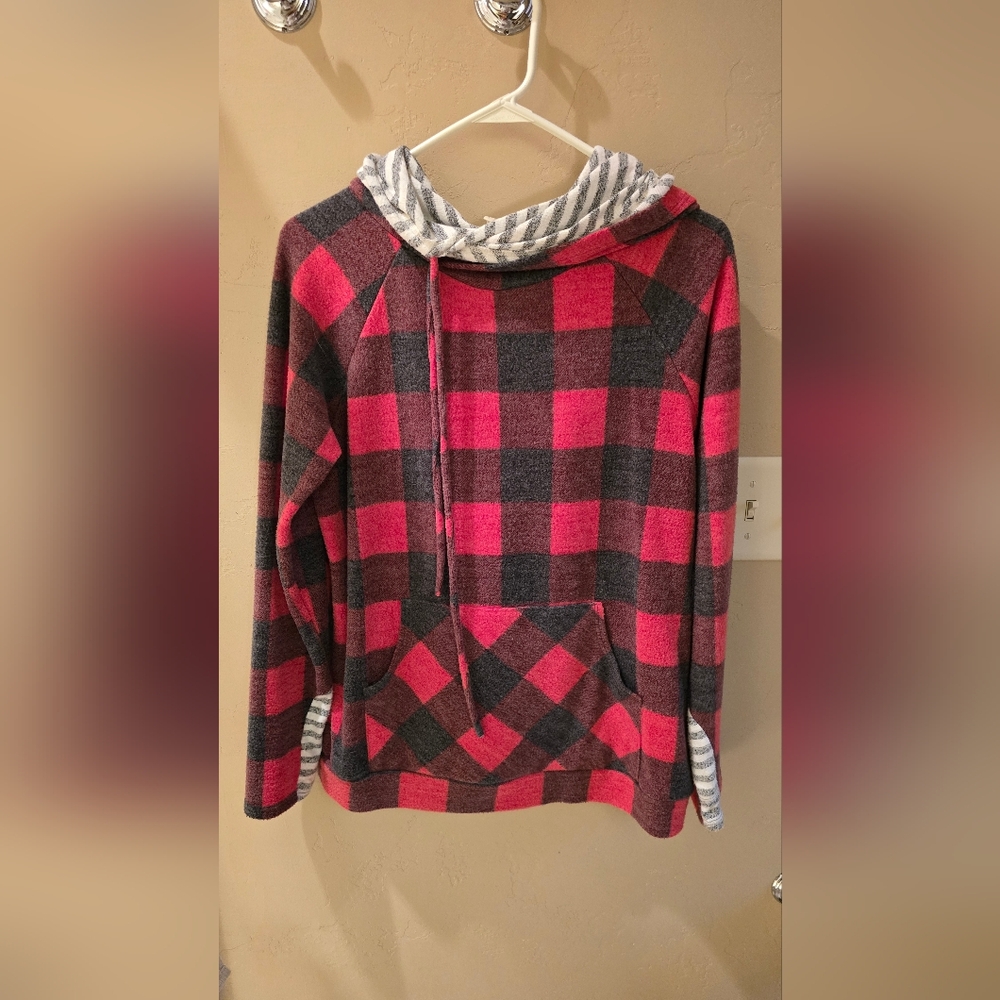 7th Ray Red and Gray Striped Hoodie